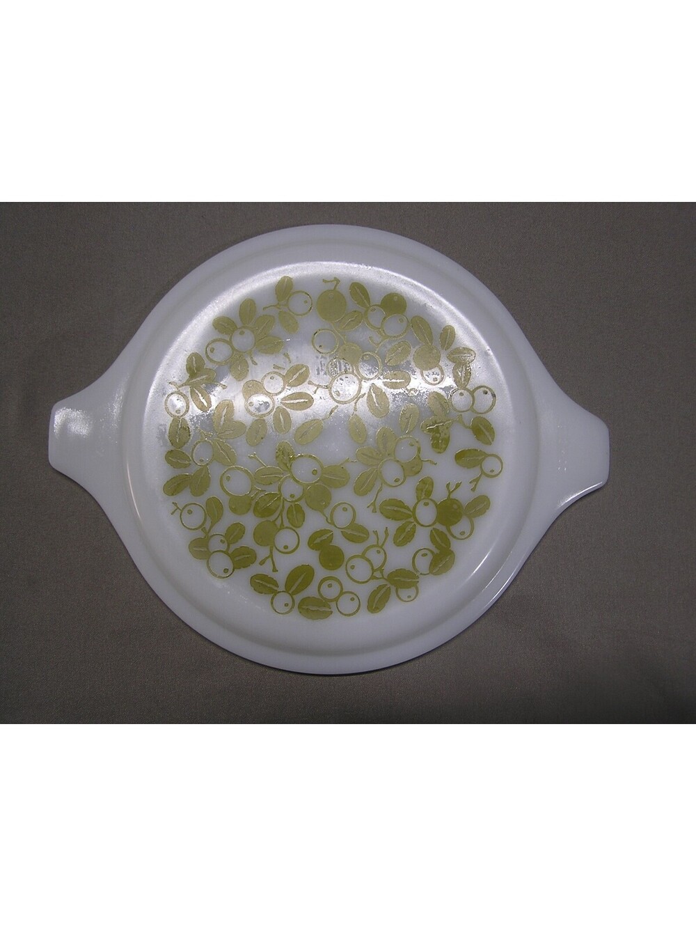 (20-C-8) Vintage Pyrex Gold Berry 2-Quart Casserole Dish Lid Only